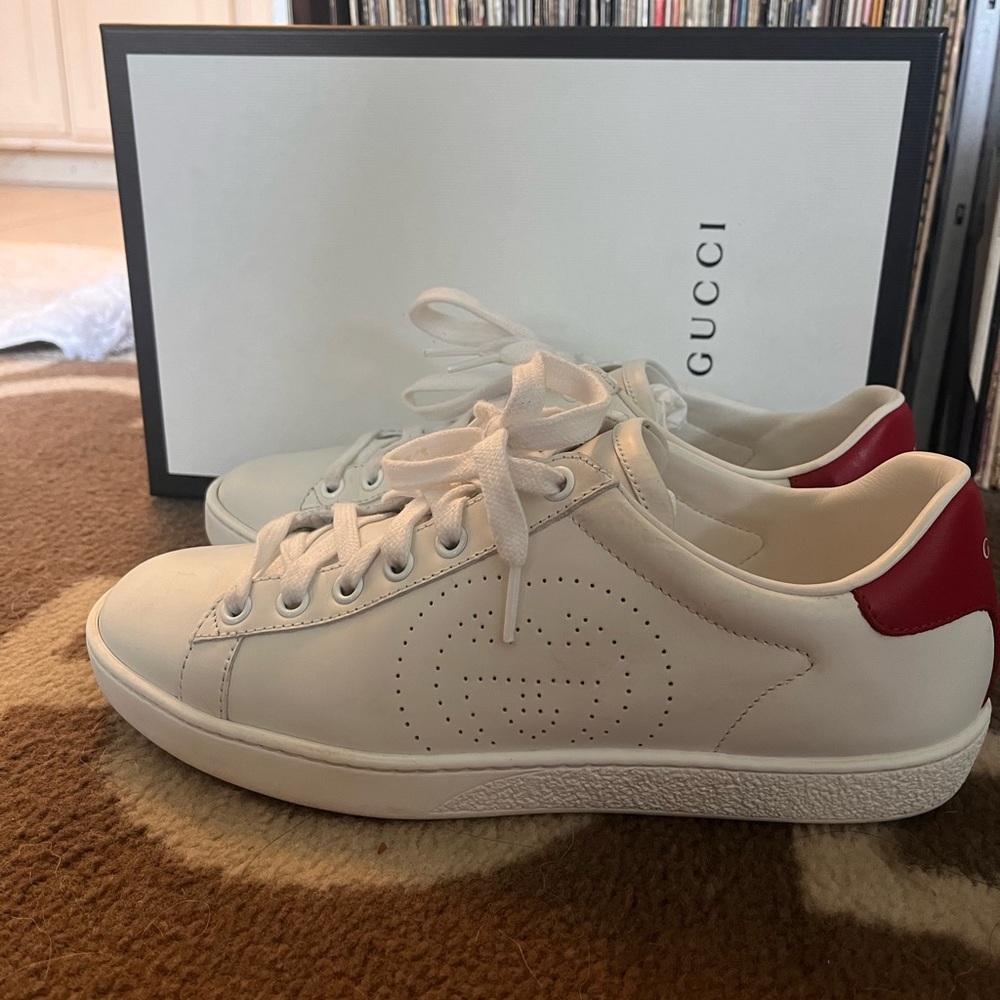 Gucci White Leather Sneakers with Red Heel Tab